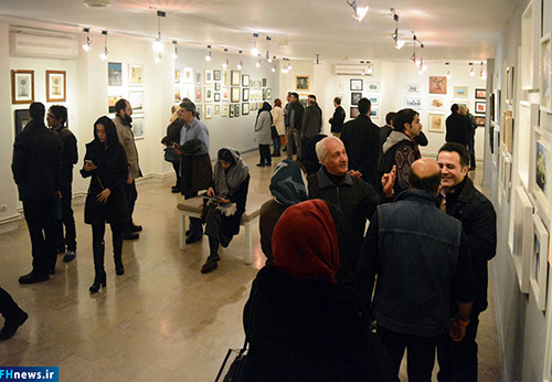 فروش 121 اثر در  «شب گشایش ششمین نمایشگاه فروش آثار چند نسل هنرمندان معاصر ایران»/ گزارش تصویری