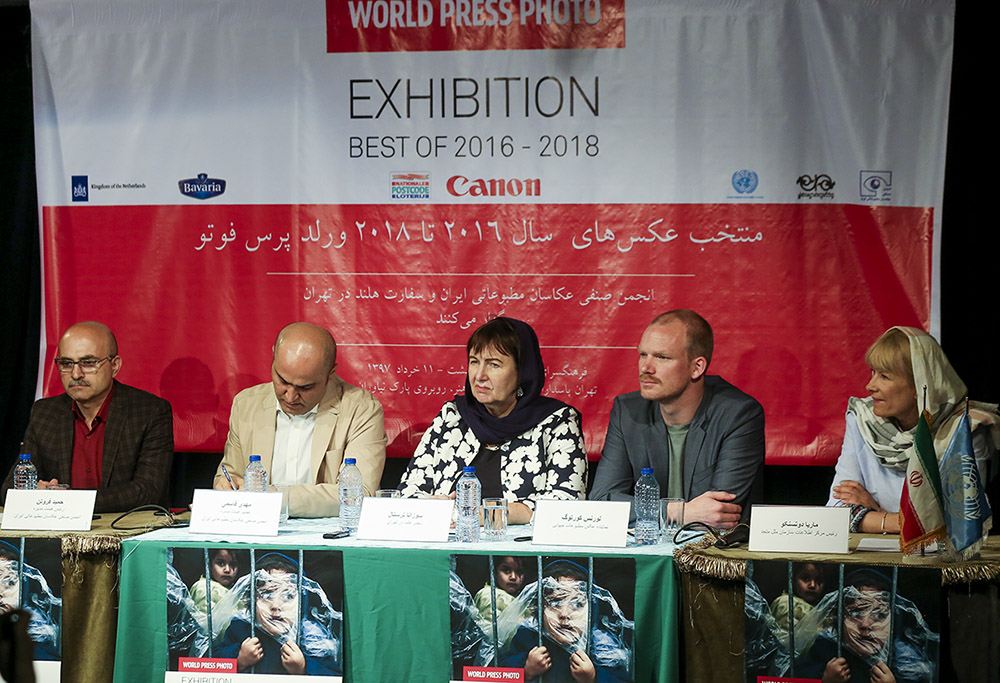 منتخب عکسهای مطبوعاتی جهان در ایران نمایش داده میشود