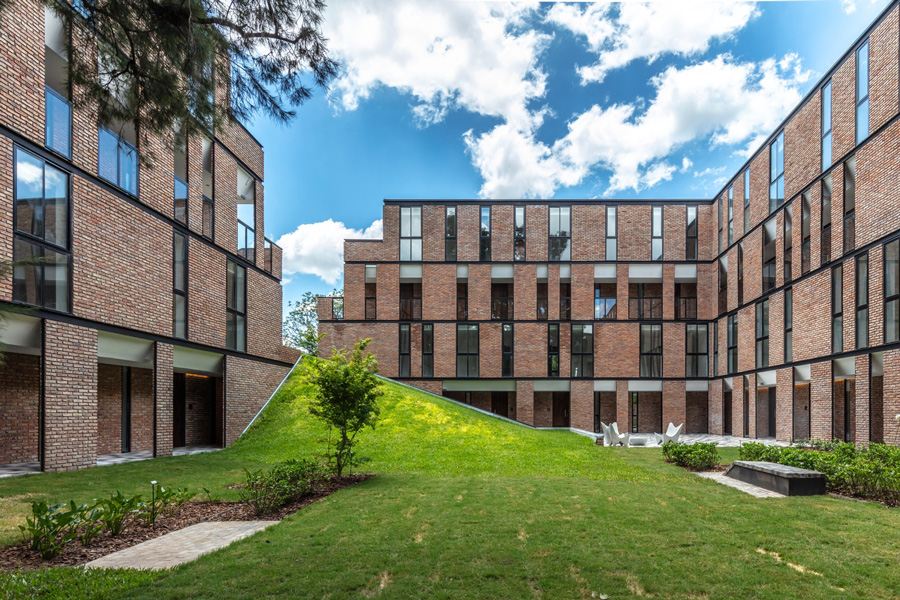 Between Architecture and Landscape: Contemporary Collective Housing in Latin America