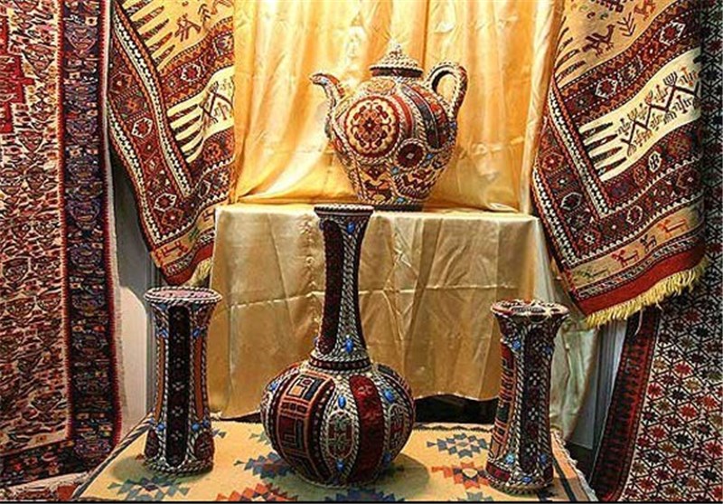 صدور و تمدید سالانه ۷۰۰ پروانه تولید صنایع دستی اردبیل