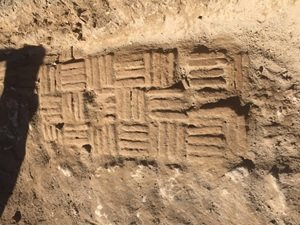 سازه‌ای احتمالا تاریخی در ریِ‌ باستان کشف شد