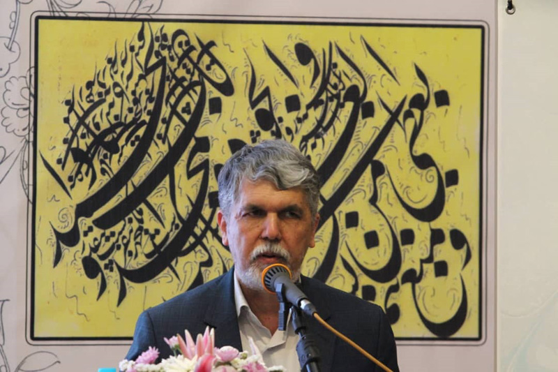 صالحی در آیین پایانی پنجمین دوسالانه بین المللی خوشنویسی : خوشنویسی دریچه ای برای دیپلماسی با جهان اسلام است