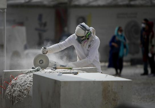 21 مجسمه‌ساز در هشتمین سمپوزیوم تهران / رقابت 5 مجسمه‌ساز ایرانی با 6 هنرمند بین‌المللی