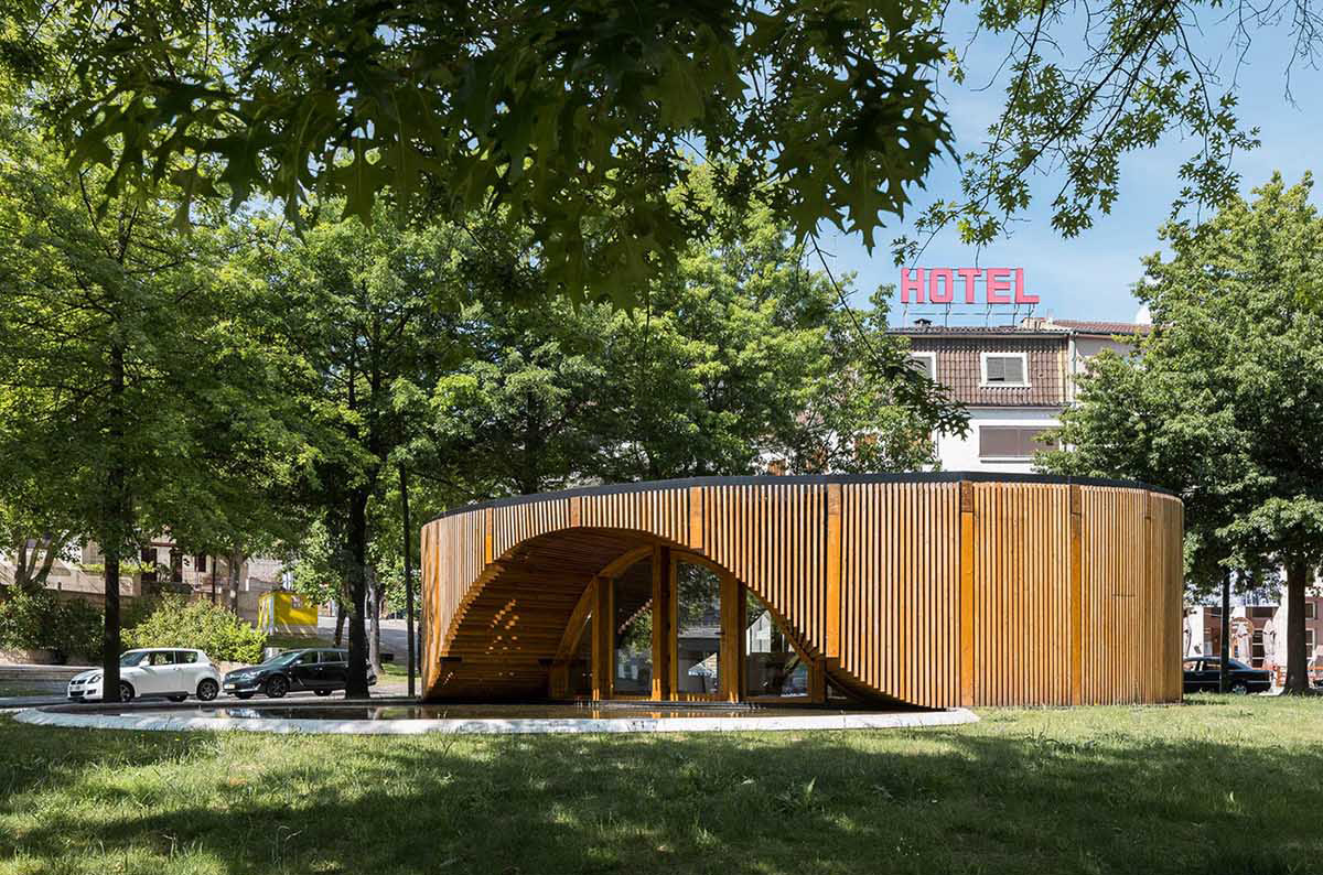 Vertical Wood Slats Cover This New Tourist Info Center In Portugal