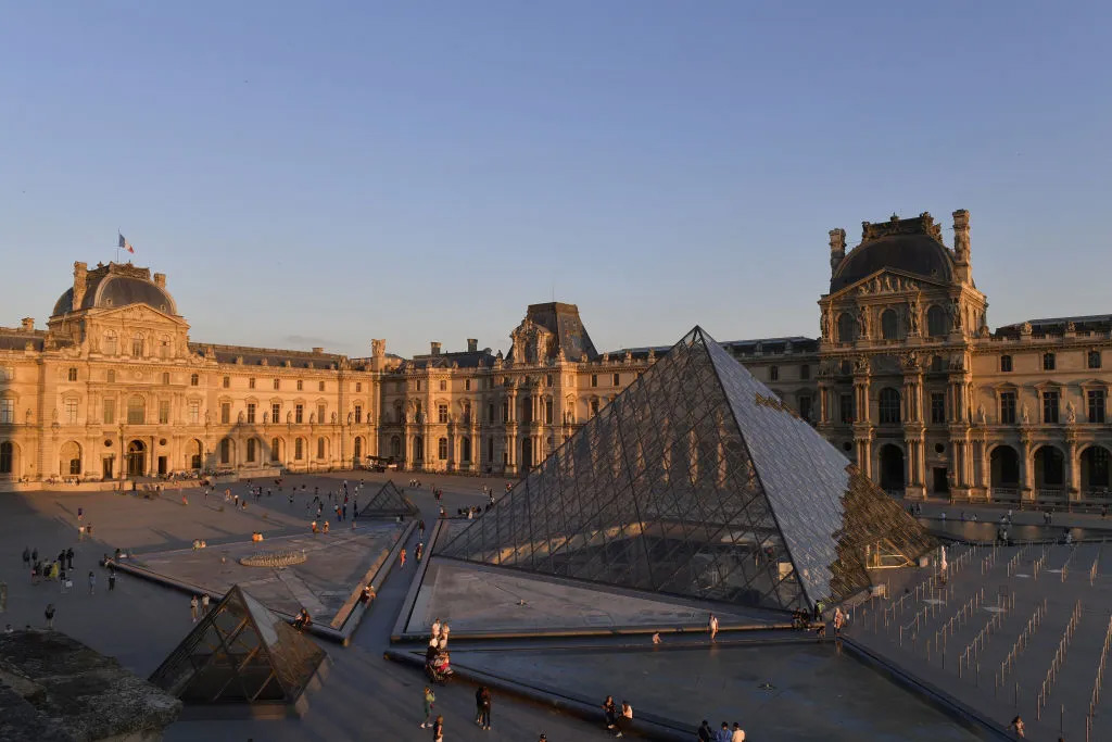 Italy Seeks Legal Return of Seven Louvre Artifacts