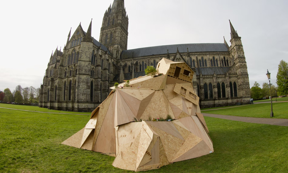 ‘Pile of old wood’: Salisbury residents say sculpture spoils cathedral view