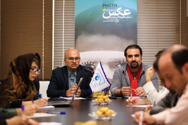 نشان عکس سال مطبوعاتی اعتبار خود را از جامعه عکاسی میگیرد