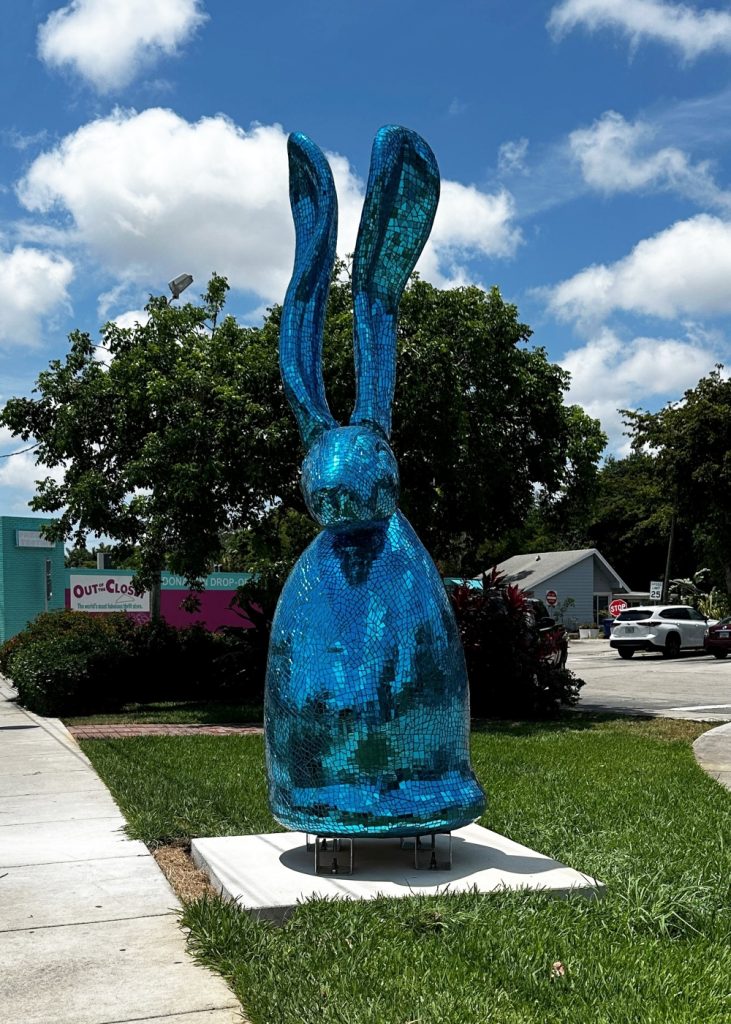 A Disgruntled Florida Man Just Plowed His Car Into a $300,000 Blue Bunny Sculpture