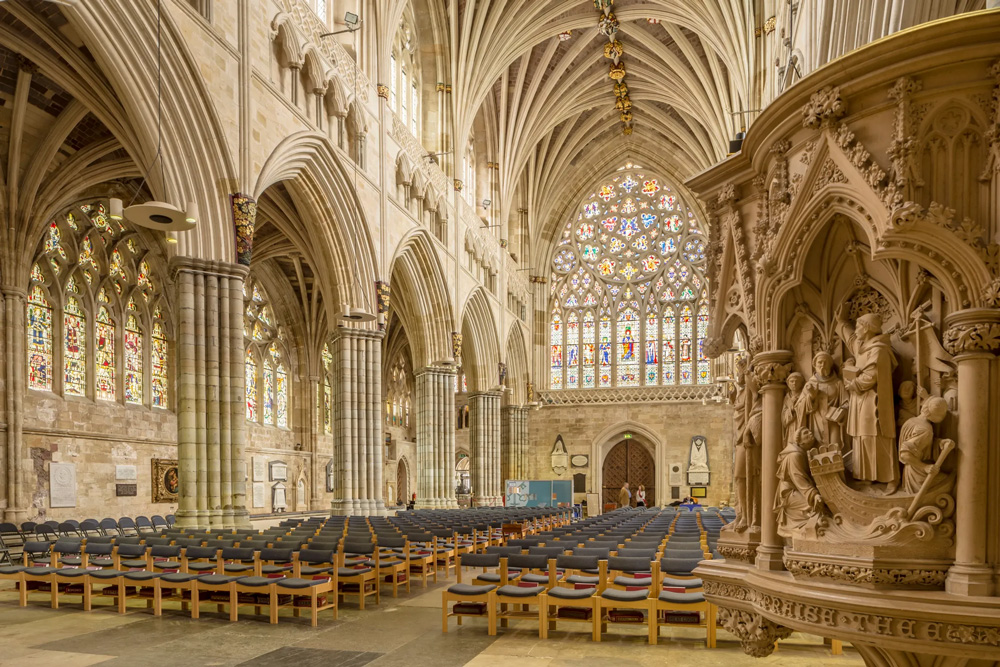 Archaeologists Find Original Foundation of England`s Famed Exeter Cathedral