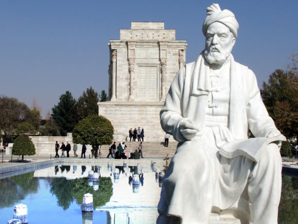 ۲۸ میلیارد تومان به توسعه آرامگاه فردوسی تخصیص یافت