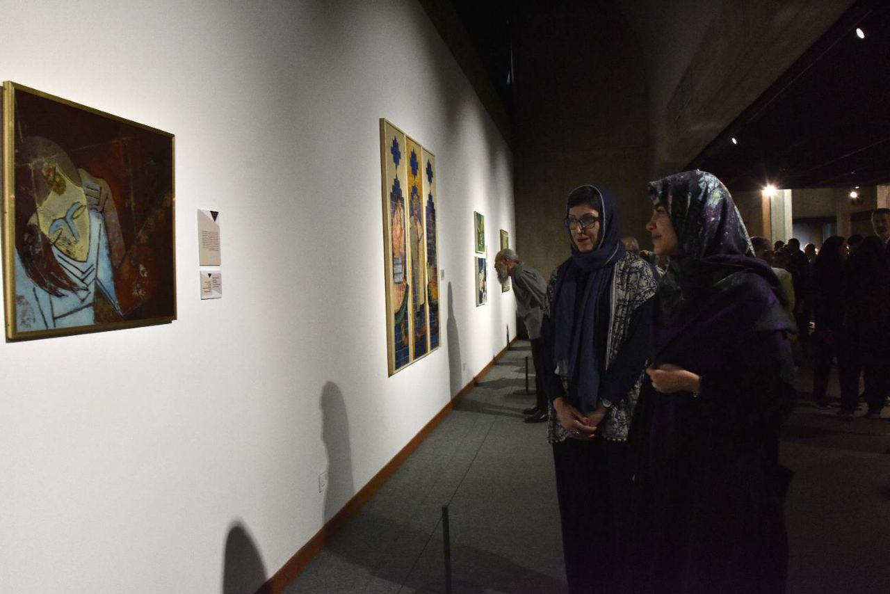 مراسم افتتاح نمایشگاه «به گزارش زنان» در موزه هنرهای معاصر تهران برگزار شد