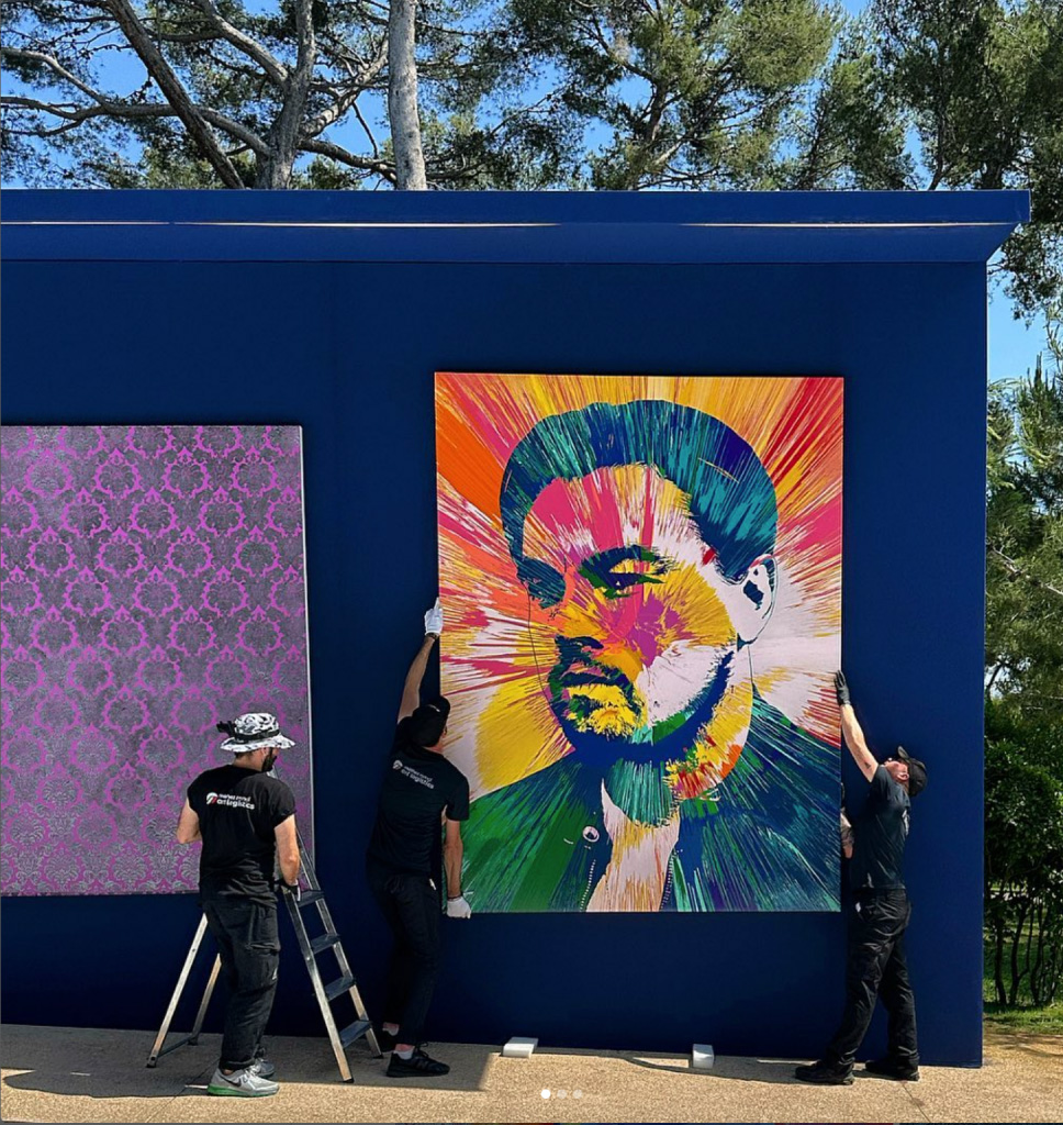 Damien Hirst`s Colorful Spin Painting of Leonardo DiCaprio Just Raised $1.3 Million for Charity